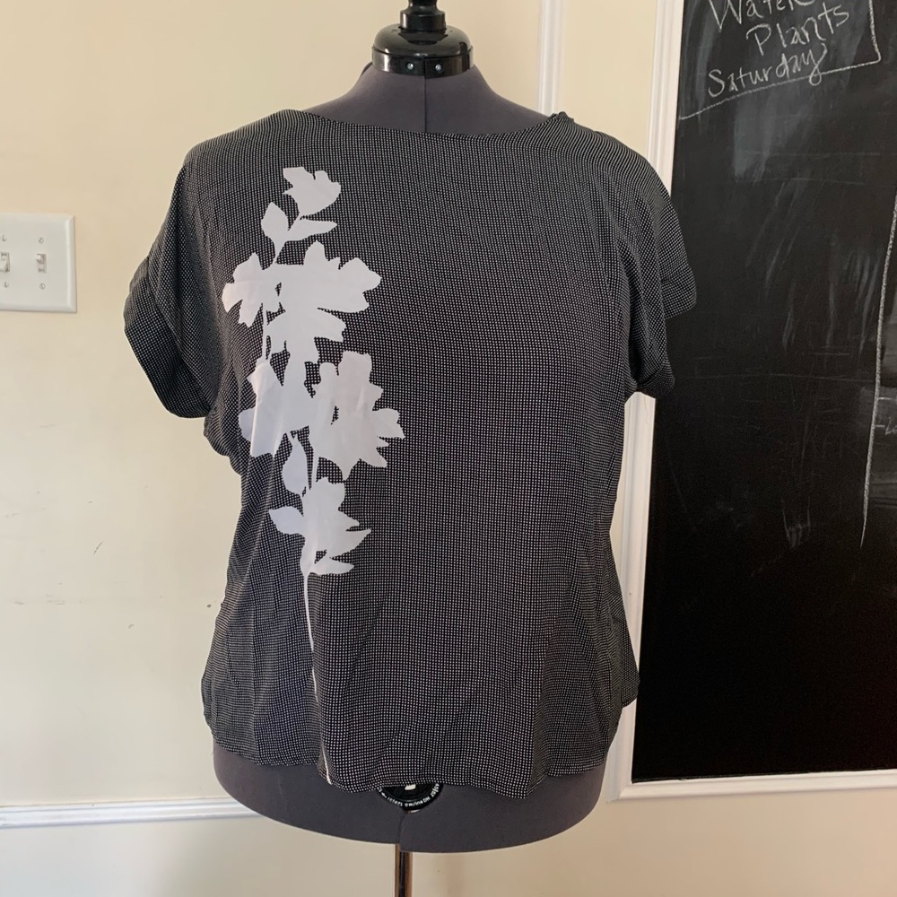 Worthington. Black and white floral shirt